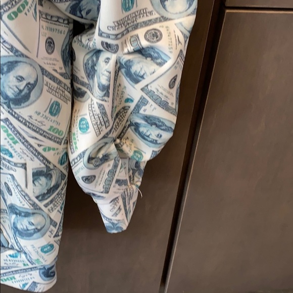 Oversized Fashion Nova Hoodie - Picture 3 of 7